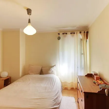 Charming Ideally Located In Apartment Lisbon